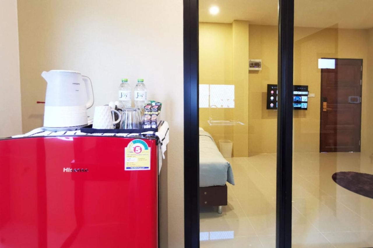 Hotel The Middle Town Sha Chiang Rai Exterior foto