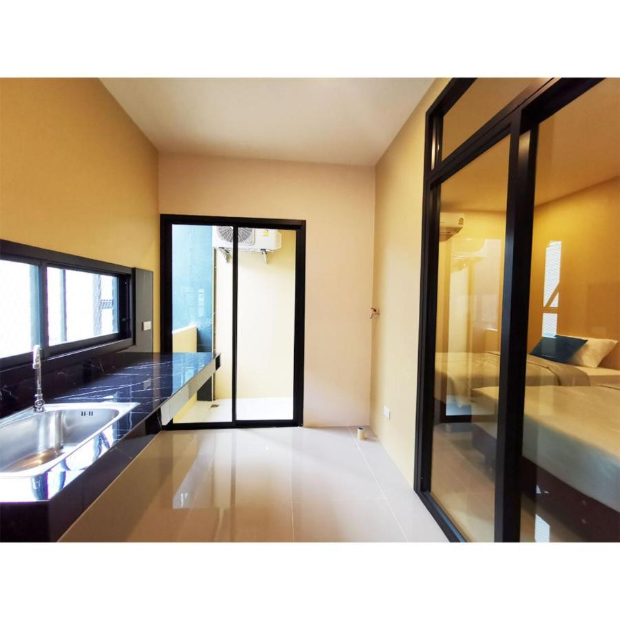 Hotel The Middle Town Sha Chiang Rai Exterior foto